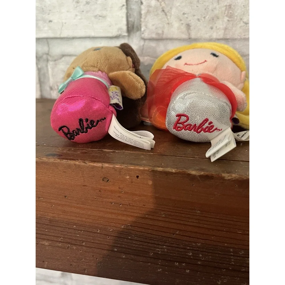 Hallmark Itty Bittys Pair Of Barbies‎ Holiday Barbie Red Dress Pink New wTags - Picture 7 of 7